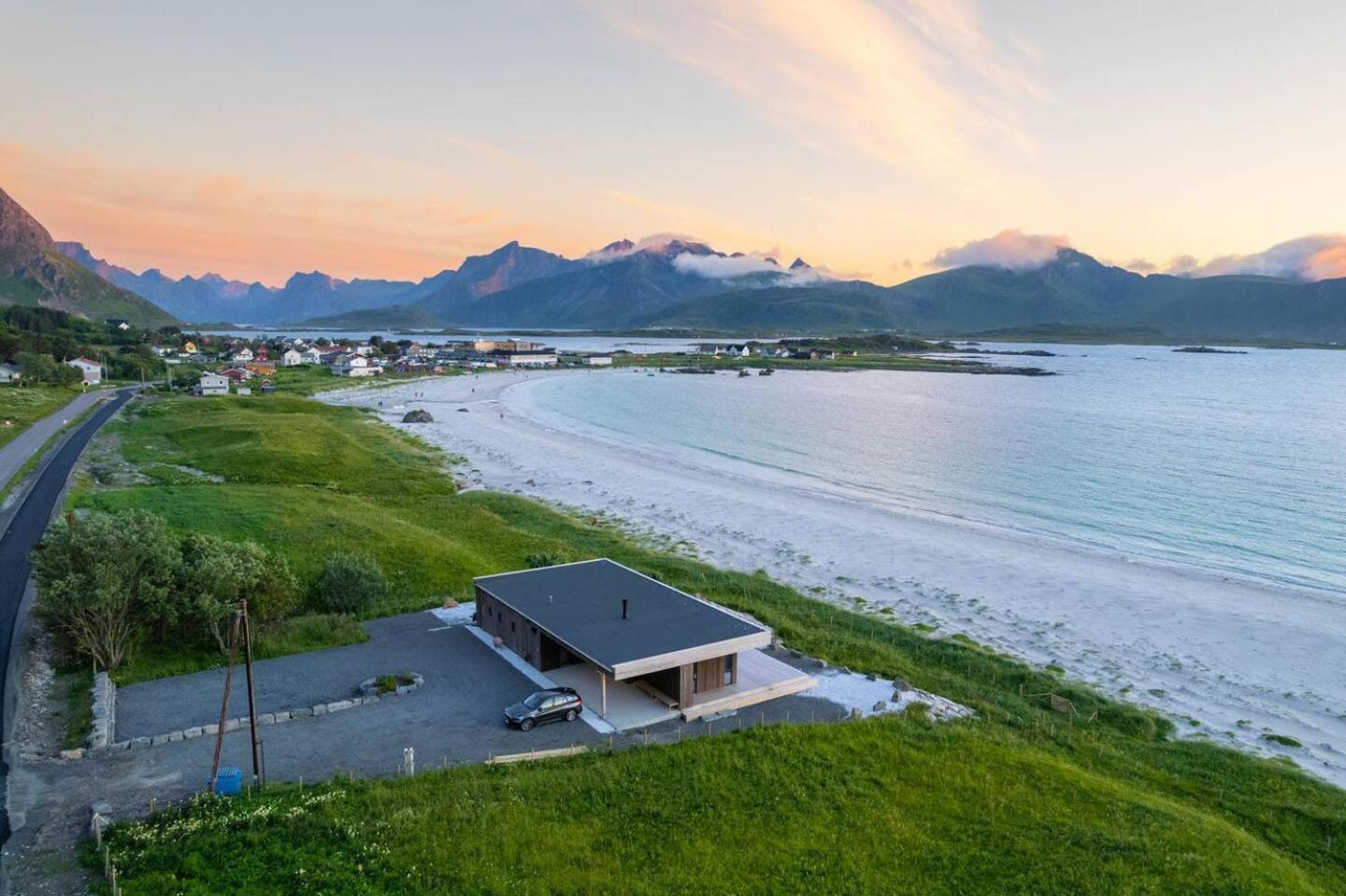Exclusive Beach House Ramberg - Your Private Oasis Buitenkant foto