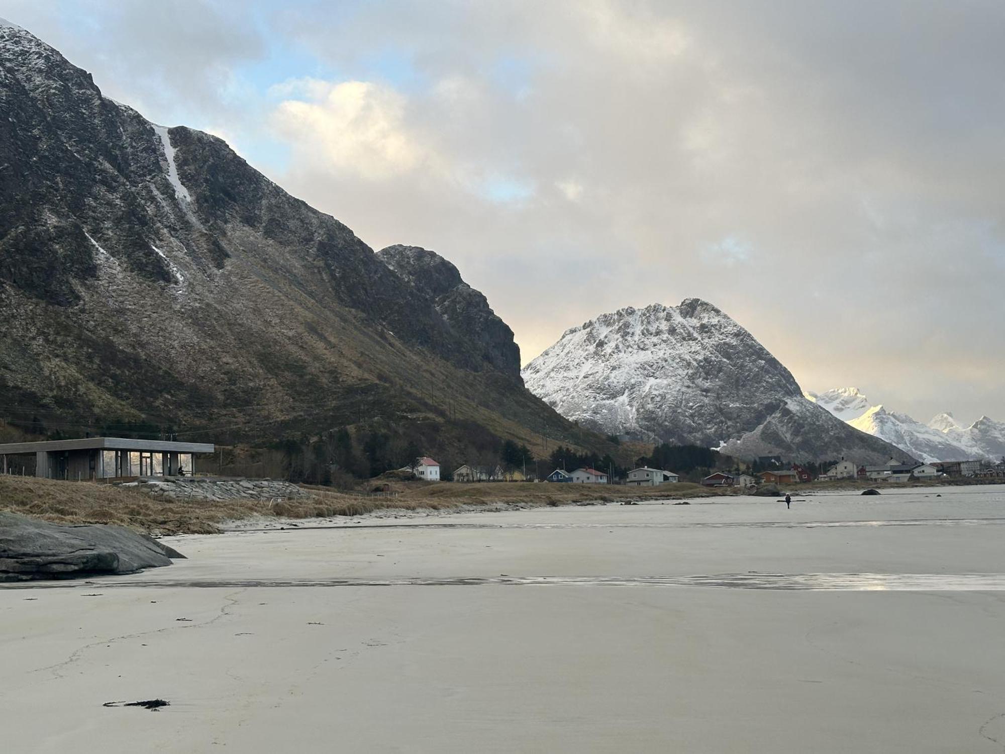 Exclusive Beach House Ramberg - Your Private Oasis Buitenkant foto